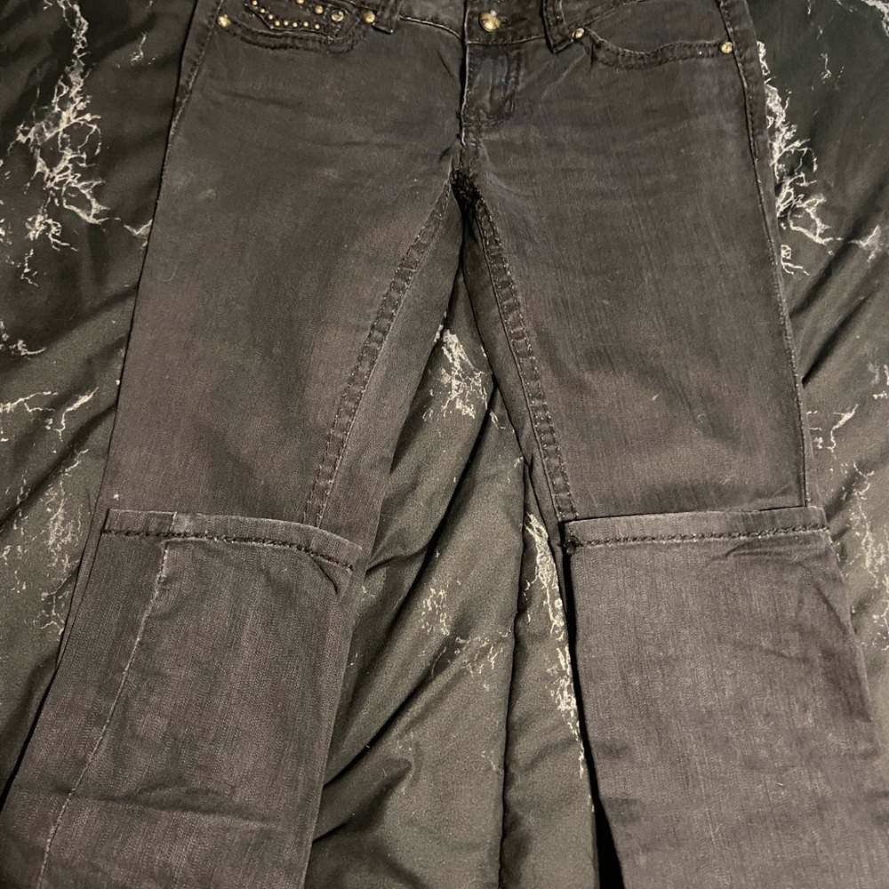Antique Rivet Low-rise black jeans. Sz 30x31.5